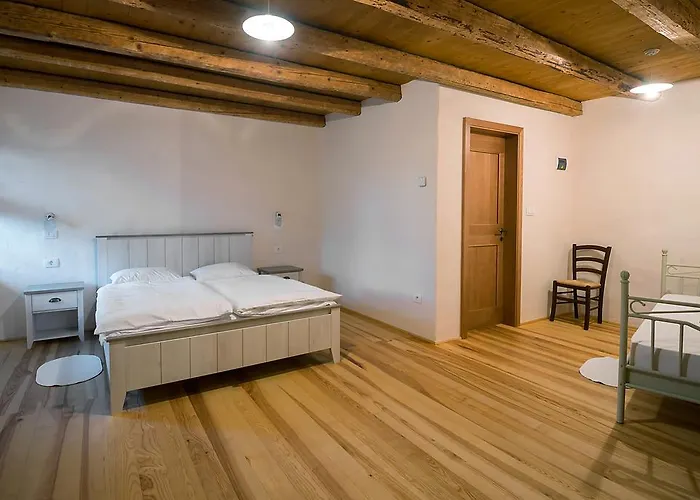 Pri Bregarju Podsabotin